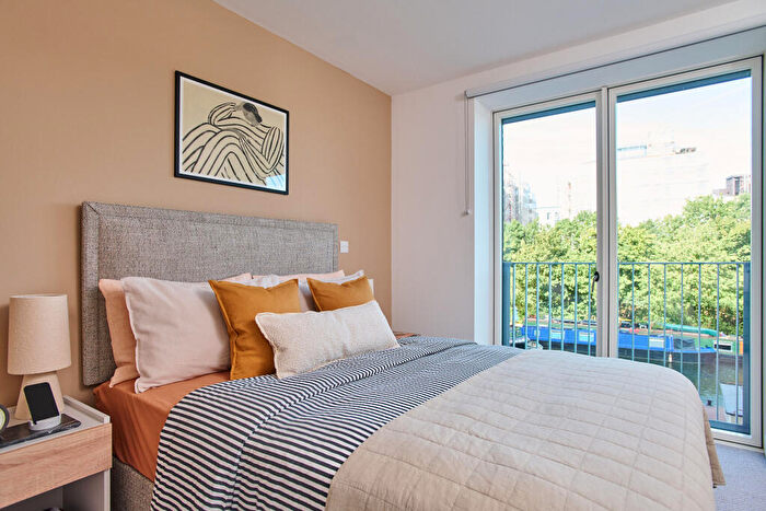 2 Bedroom Apartment To Rent In Approach House, Tottenham Hale London, N17