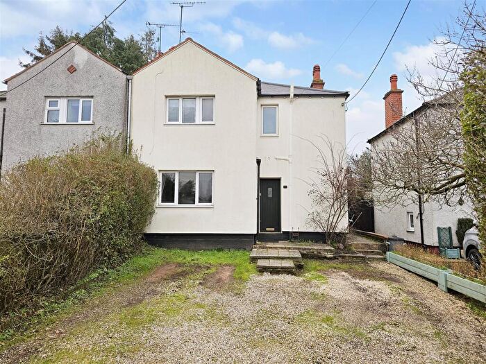 3 Bedroom Semi-Detached House For Sale In Meddins Lane, Kinver, Stourbridge, DY7