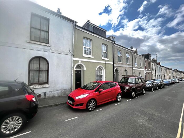 4 Bedroom House To Rent In Nelson Street, Plymouth, PL4
