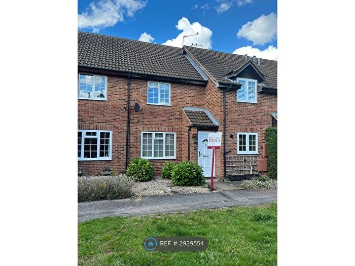 2 Bedroom Terraced House To Rent In Aldbury Close, St Albans, AL4