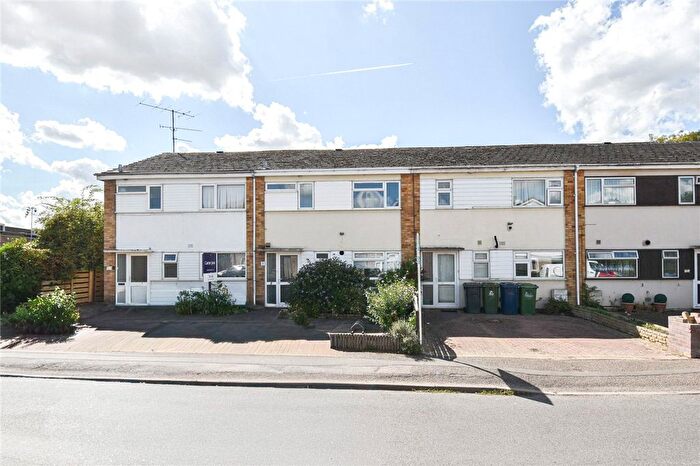 3 Bedroom Terraced House To Rent In Chelwood Road, Cambridge, CB1