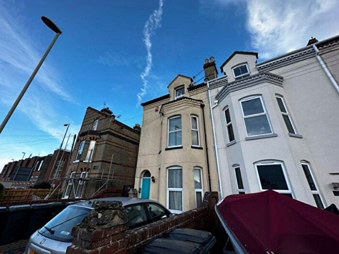 1 Bedroom Flat To Rent In Linden Grove, Gosport, PO12