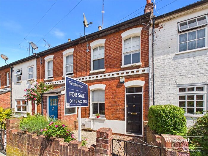 3 Bedroom Terraced House For Sale In Western Road, Reading, RG1