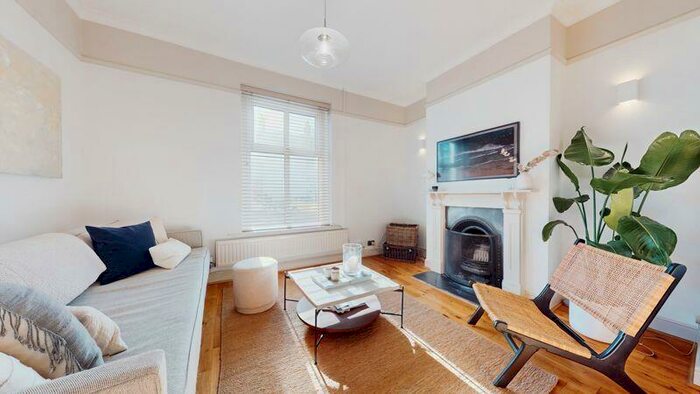 3 Bedroom Terraced House For Sale In John Street, Penarth, CF64