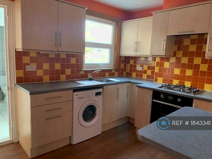 3 Bedroom Terraced House To Rent In Hope Street, Maidstone, ME14