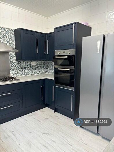 9 Bedroom Detached House To Rent In Gro, Bangor, LL57