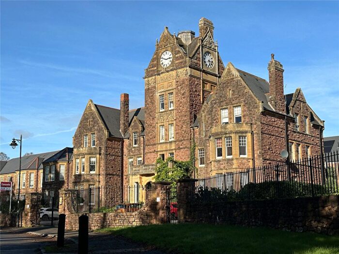 2 Bedroom Flat To Rent In Graham Way, Cotford St. Luke, Taunton, TA4