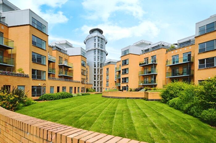 1 Bedroom Flat To Rent In Homerton Street, Cambridge, CB2