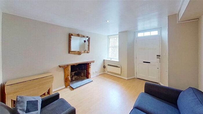 1 Bedroom Flat To Rent In Cumberland Street Lane North East, Edinburgh, EH3