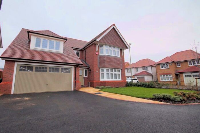 5 Bedroom House To Rent In Leckhampton, GL53
