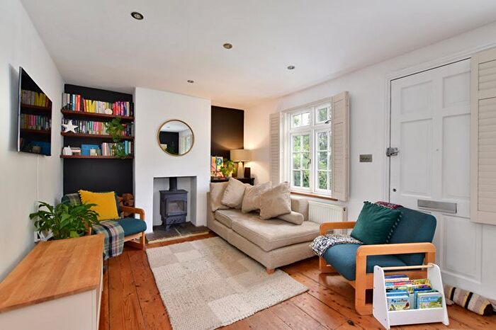 3 Bedroom Terraced House For Sale In Bois Moor Road, Chesham, HP5