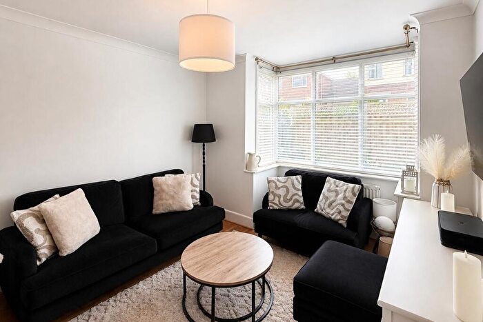 3 Bedroom Semi-Detached House For Sale In Kings Road West, Swanage, Dorset, BH19 - Photo 3