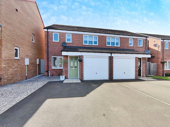 3 Bedroom Semi-Detached House For Sale In Birtley Crescent, Bedlington, NE22