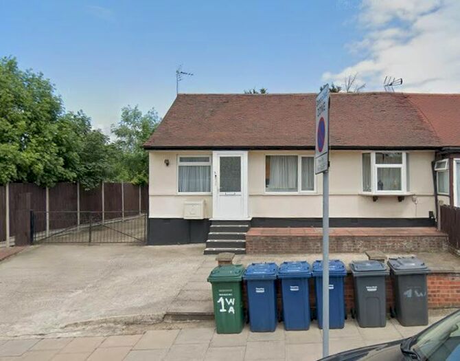 1 Bedroom Flat To Rent In Western Avenue, London, NW11