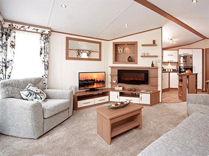 2 Bedroom Park Home For Sale In Blackmoor Lane, Bardsey Leeds, LS17