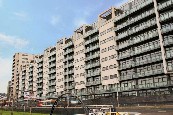 2 Bedroom Flat To Rent In Lancefield Quay, Finnieston, Glasgow, G3