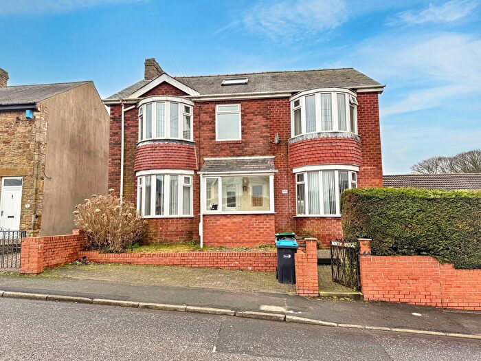 4 Bedroom Detached House For Sale In Syke Road, Burnopfield, Newcastle Upon Tyne, NE16