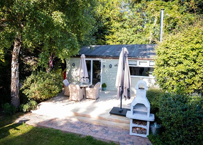 1 Bedroom Chalet For Sale In Anthonys Bank Road, Humberston Fitties, Humberston, Grimsby, DN36