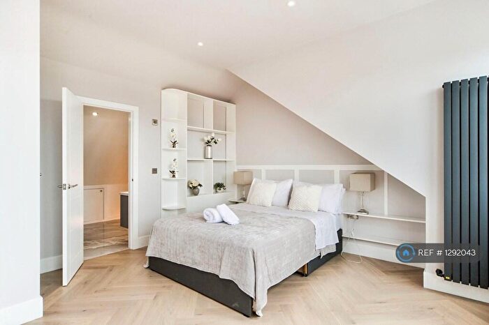 3 Bedroom Flat To Rent In Harvist Road, London, NW6
