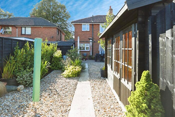 2 Bedroom Semi-Detached House For Sale In Tukes Avenue, Gosport, PO13