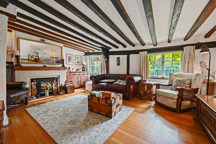 3 Bedroom Cottage For Sale In Moss Lane, Pinner, HA5