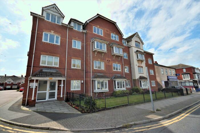2 Bedroom Flat To Rent In Hornby Road, Blackpool, FY1