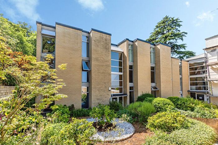 3 Bedroom Flat For Sale In Henbury Road, Henbury, Bristol, BS10