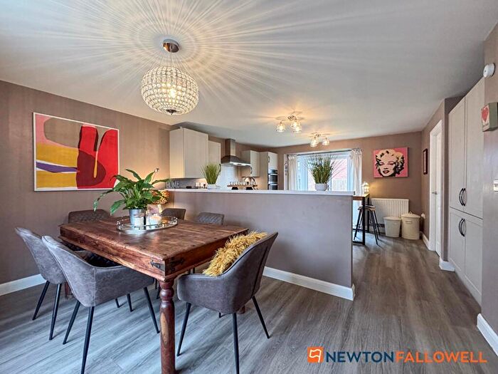 4 Bedroom Detached House For Sale In Victor Way, Fernwood, NG24