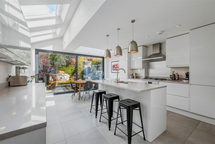 4 Bedroom Terraced House To Rent In Quick, Road, Chiswick, W4