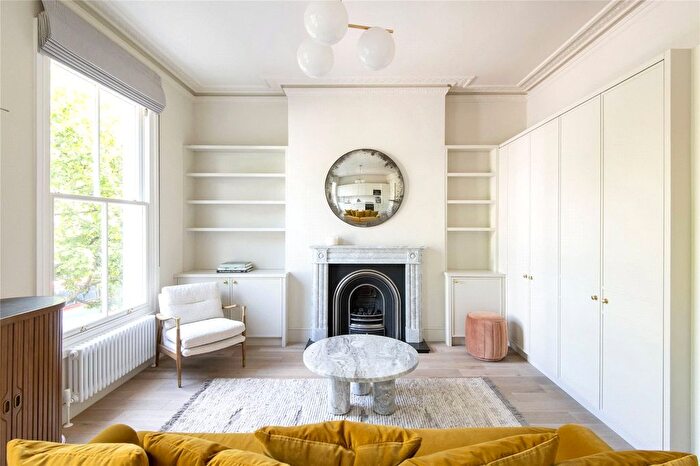 1 Bedroom Flat To Rent In Ladbroke Grove, London, W10