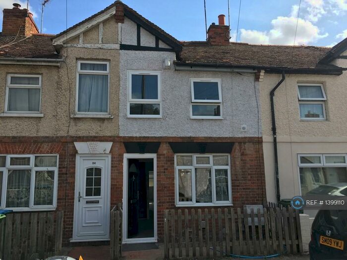 3 Bedroom Terraced House To Rent In Northern Road, Aylesbury, HP19