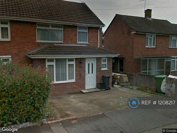 3 Bedroom Semi-Detached House To Rent In New Causeway, Reigate, RH2