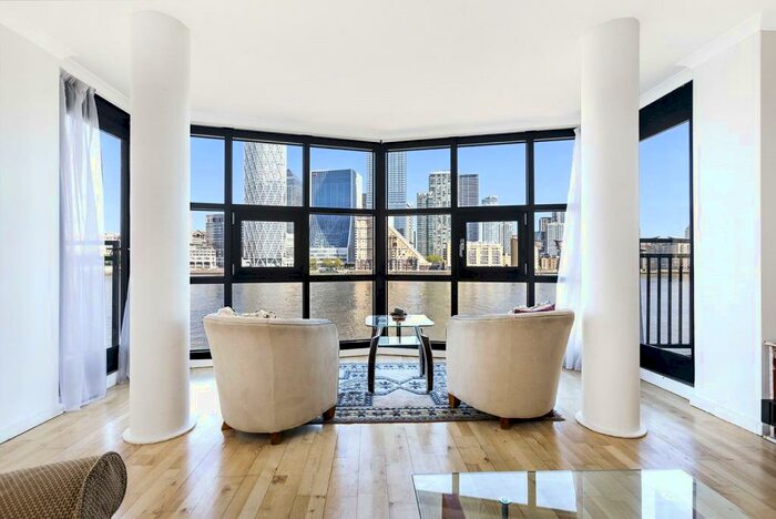 3 Bedroom Apartment To Rent In Tivoli Court, Lawrence Wharf, Rotherhithe, London, SE16