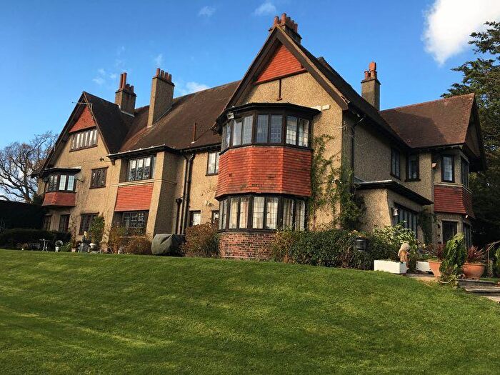 1 Bedroom Apartment To Rent In Bartons Road, Havant., PO9