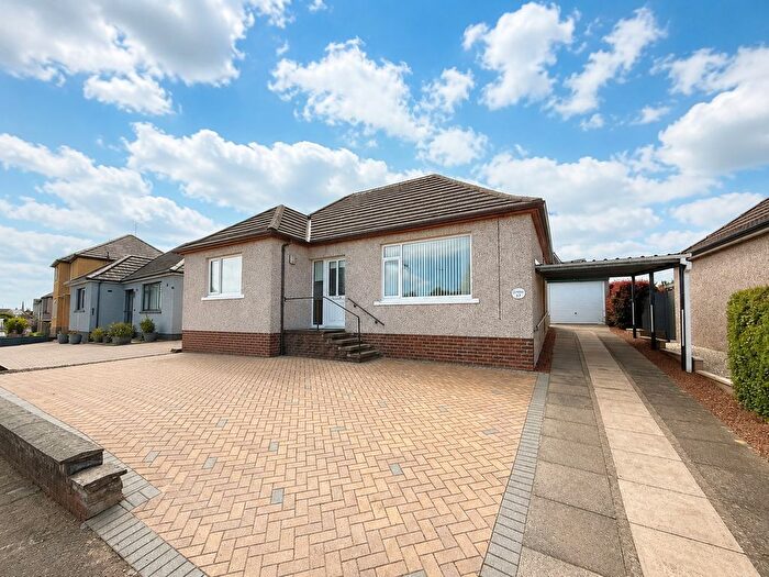 2 Bedroom Bungalow For Sale In Hardthorn Crescent, Dumfries, DG2