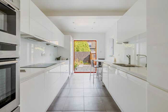 4 Bedroom End Of Terrace House To Rent In Overdale Road, Ealing, London, W5