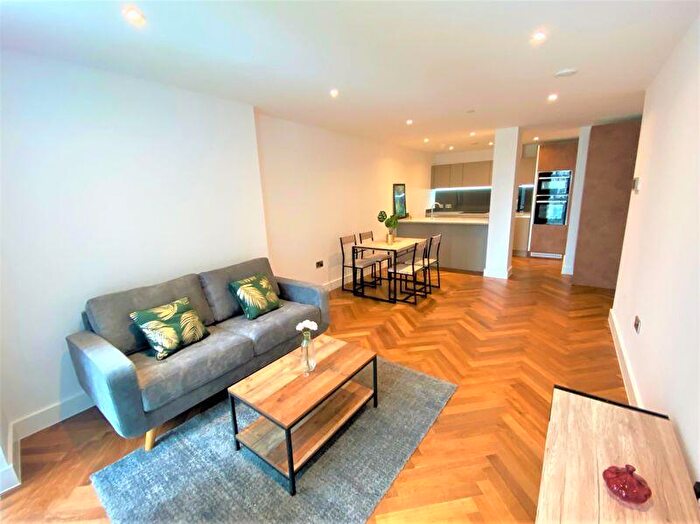 1 Bedroom Apartment To Rent In Owen Street, Manchester, M15