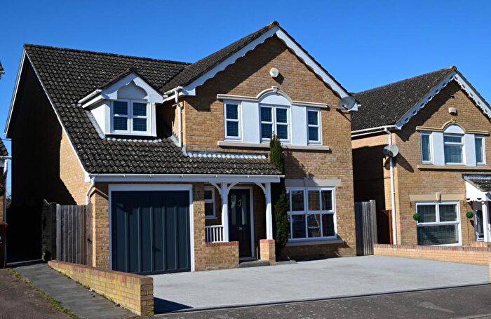 5 Bedroom Detached House For Sale In Fordwich Drive, Frindsbury, Rochester, ME2