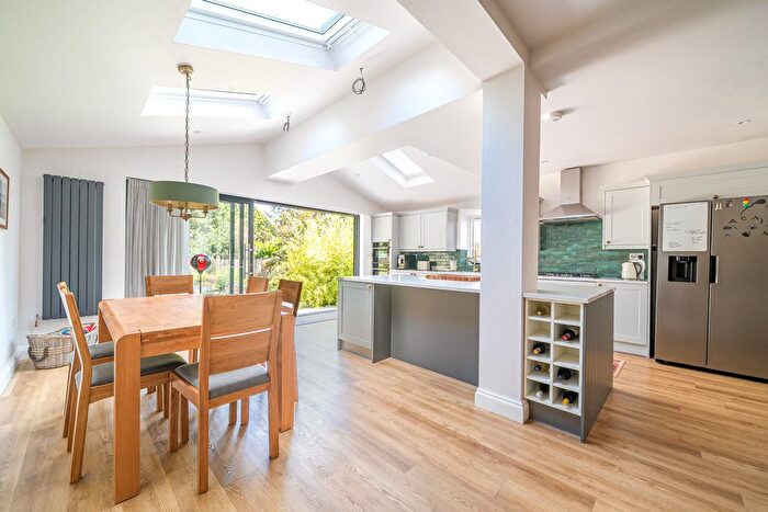 5 Bedroom Semi-Detached House For Sale In Luffman Road, London, SE12