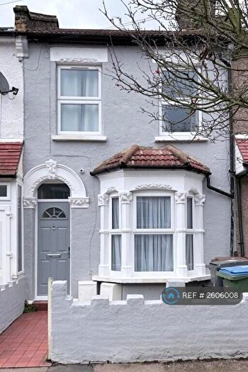 1 Bedroom Flat To Rent In Selby Road, London, E11