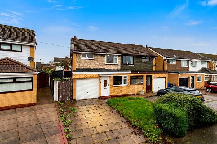 3 Bedroom Semi Detached House For Sale In Wenger Road, Widnes, WA8