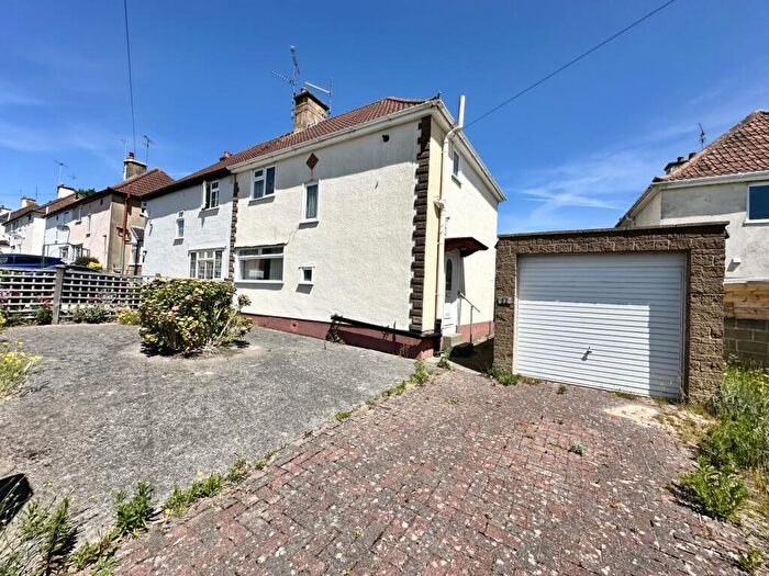3 Bedroom Semi Detached House For Sale In Gordon Road, Yeovil, BA21