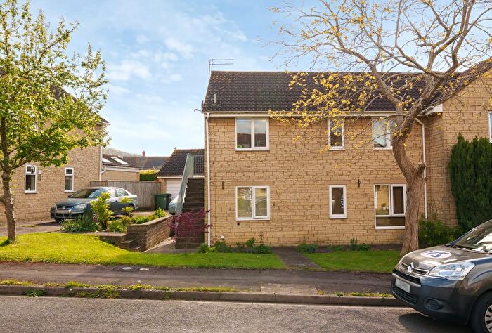 1 Bedroom Flat For Sale In Borough Close, Kings Stanley, Stonehouse, Gloucestershire, GL10