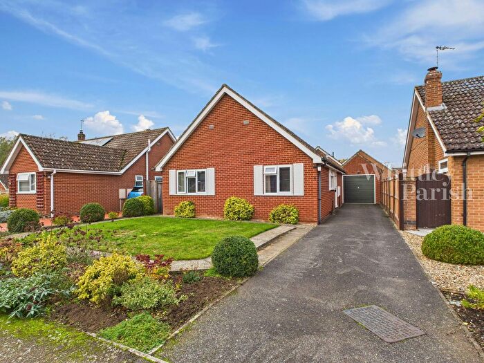 2 Bedroom Bungalow For Sale In Clements Close, Scole, IP21