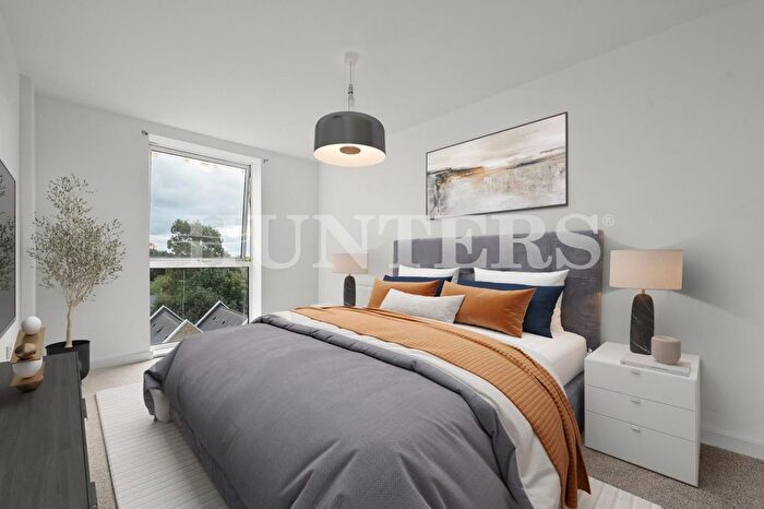 1 Bedroom Flat For Sale In Birdsmouth Court, London, N15