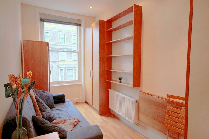 Studio To Rent In Southwell Gardens, South Kensington, SW7