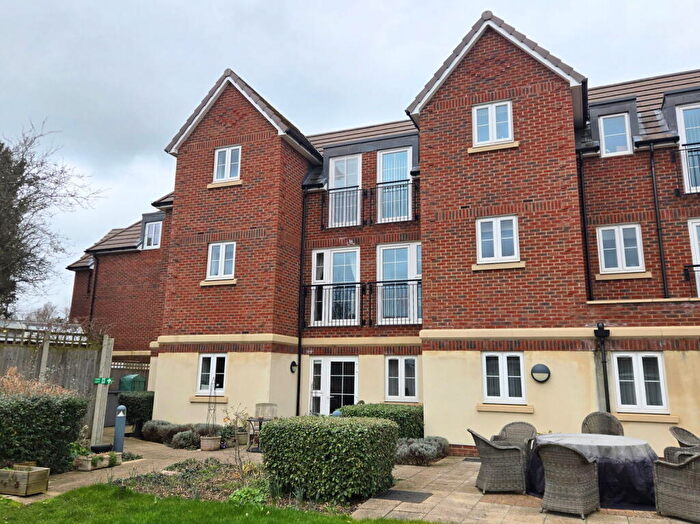 1 Bedroom Apartment For Sale In Luxury Retirement Flat - Lowe House, Knebworth, Herts, SG3