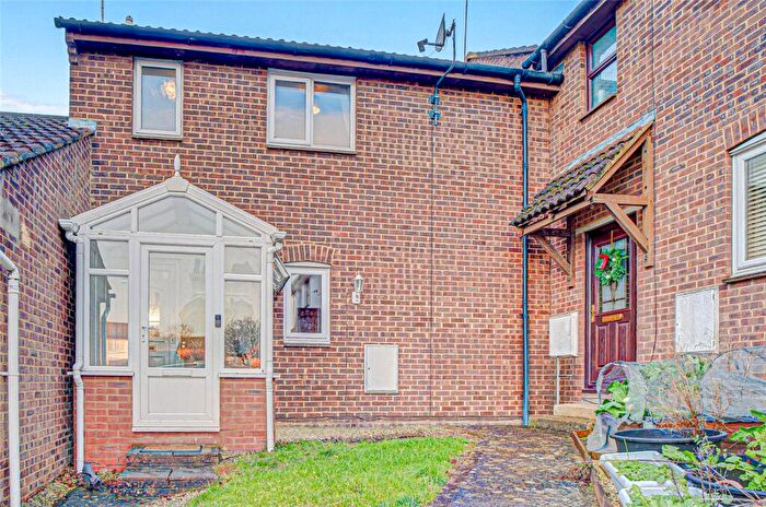 2 Bedroom Terraced House For Sale In Eastleaze Road, Eastleaze, Swindon, Wiltshire, SN5
