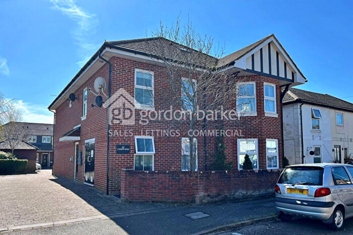 2 Bedroom Flat To Rent In Latimer Mews, Bournemouth, Bournemouth Christchurch Poole, BH9
