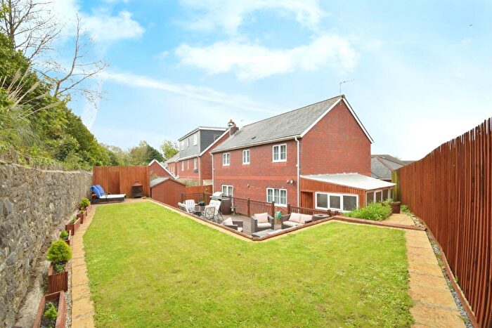 4 Bedroom Detached House For Sale In Old Church Close, South Cornelly, Bridgend, CF33